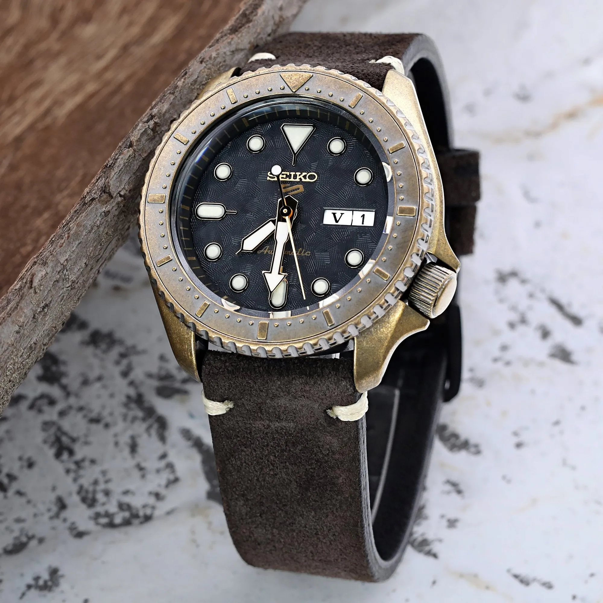 20mm, 21mm, 22mm MiLTAT Dark Brown Genuine Nubuck Leather Watch Strap, Beige Stitching, PVD Buckle