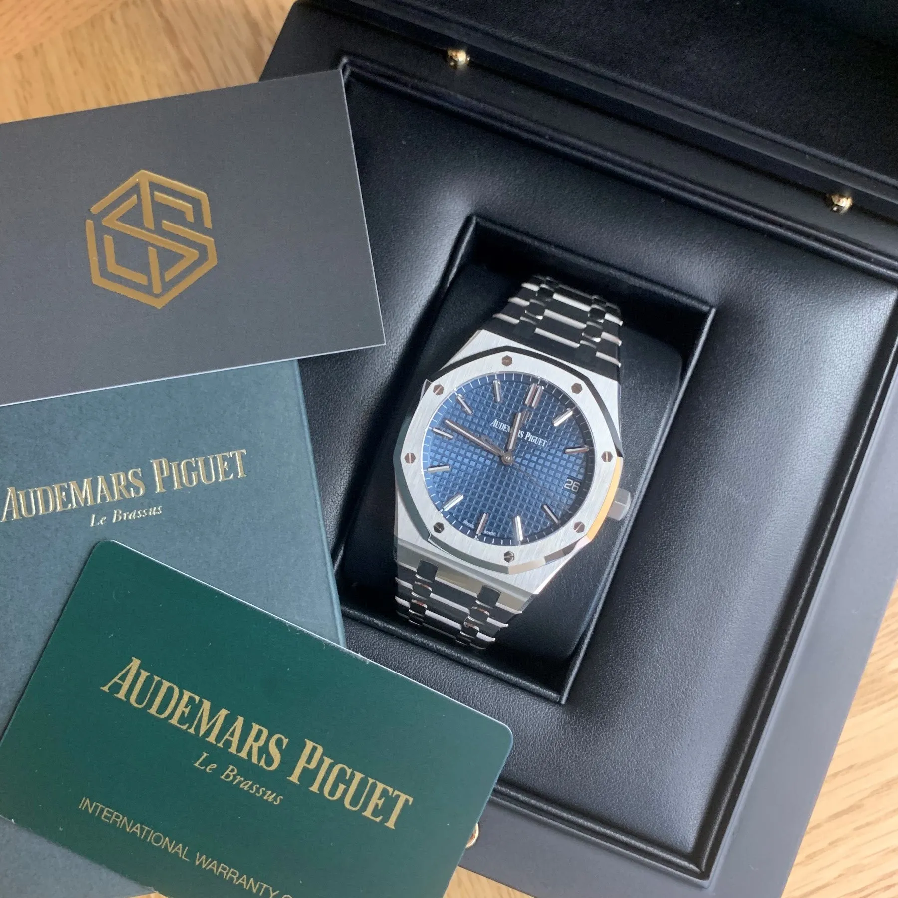 Audemars Piguet Royal Oak 15500ST.OO.1220ST.01 Brand New Watch