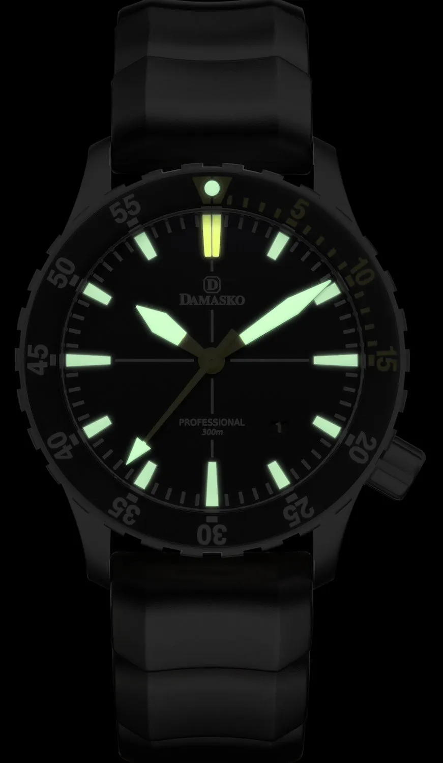 Damasko Watch DSub10 Black Wave Band