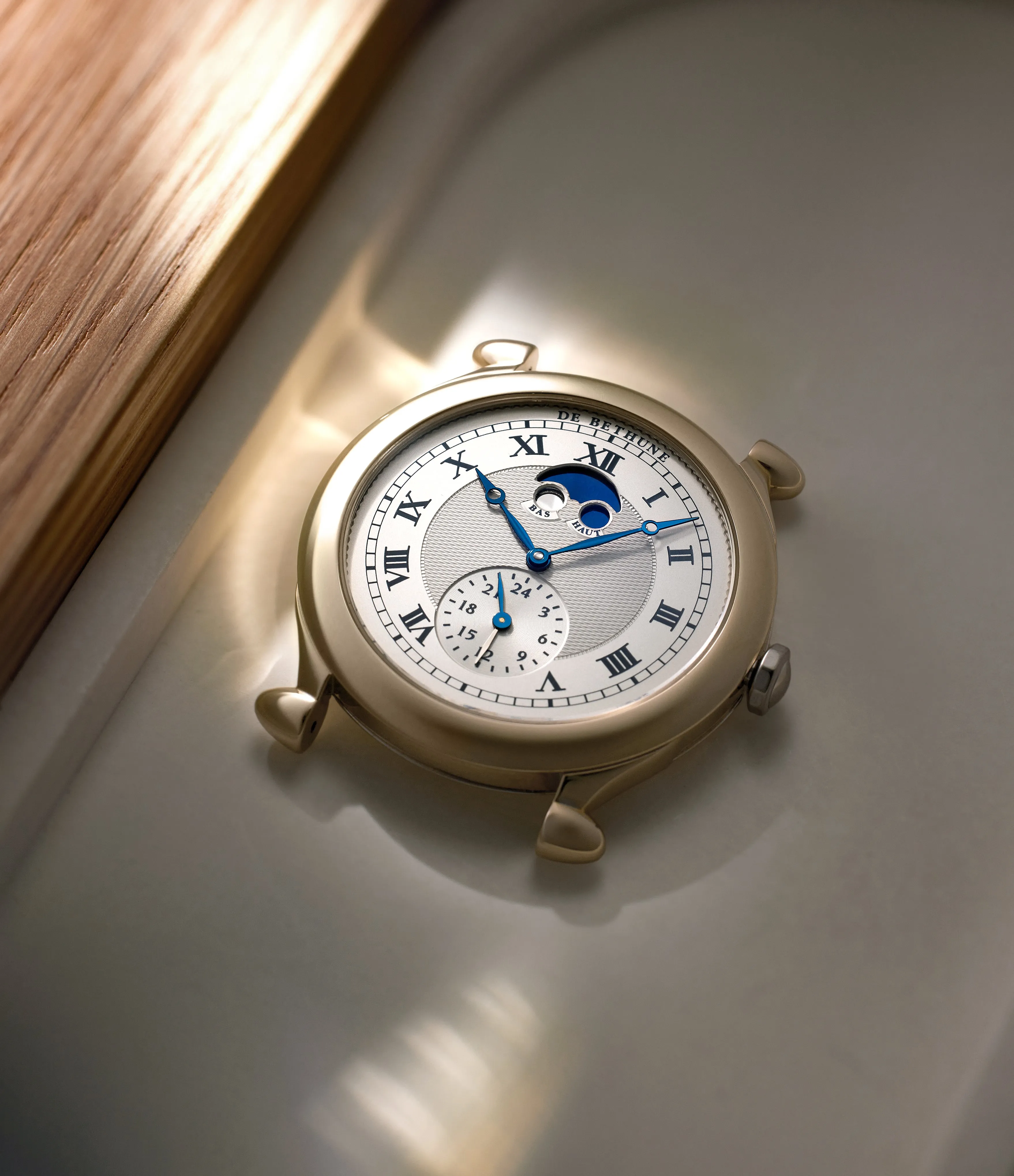 DB3 | White Gold