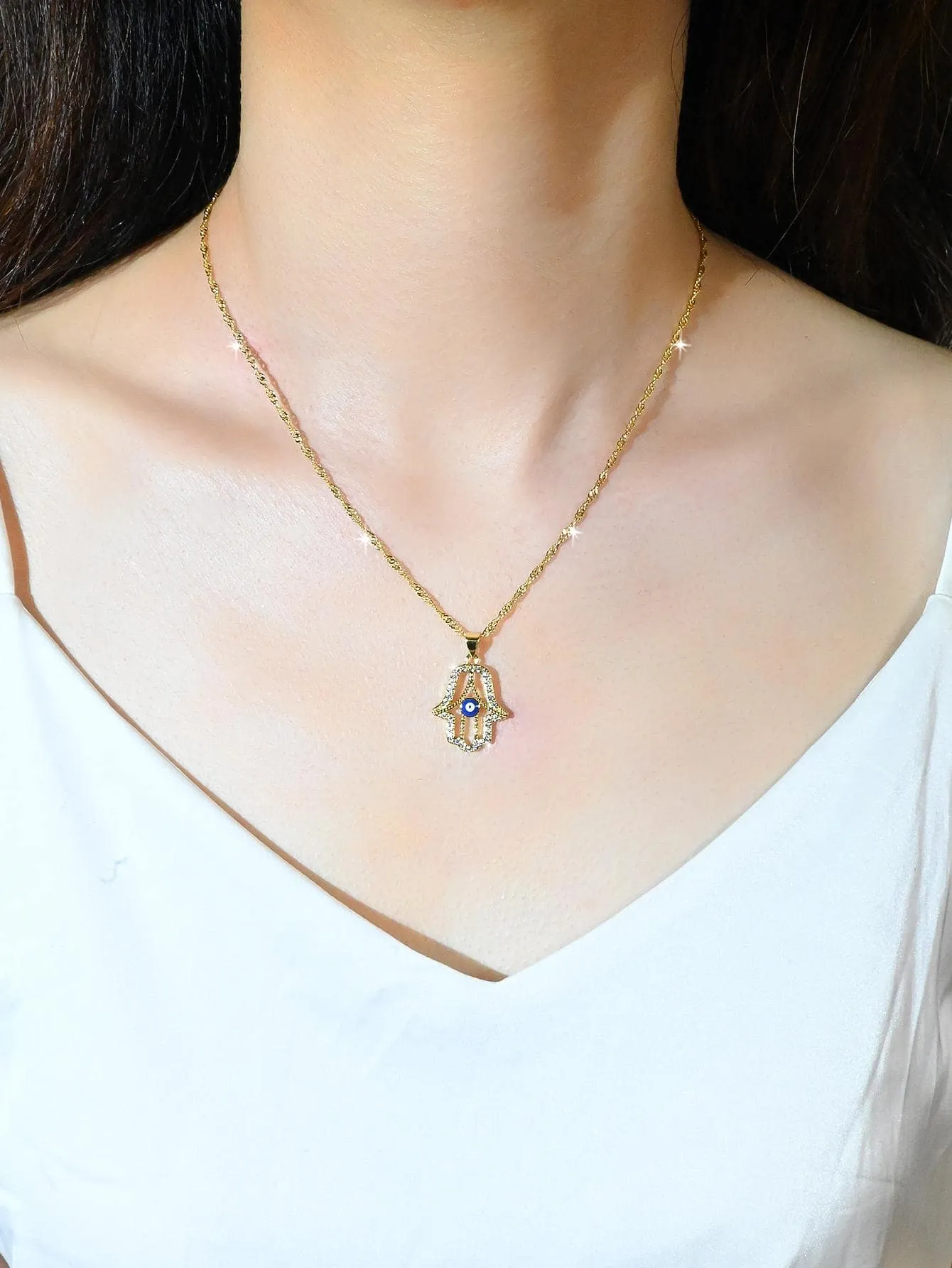 Eye Detail Hamsa Hand Charm Necklace