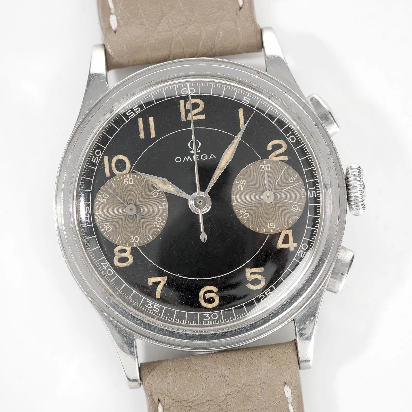 Omega Steel Step-Case Chrono Calibre 33.3